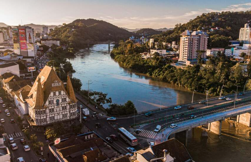 Guia atualizado dos melhores restaurantes de Blumenau 2026